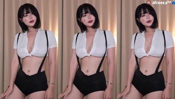 徐婉 (25)