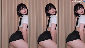 徐婉 (27)