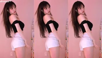 诗妍 (65)