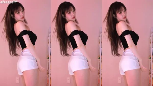 诗妍 (65)