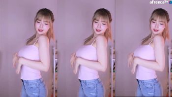 诗妍 (30)