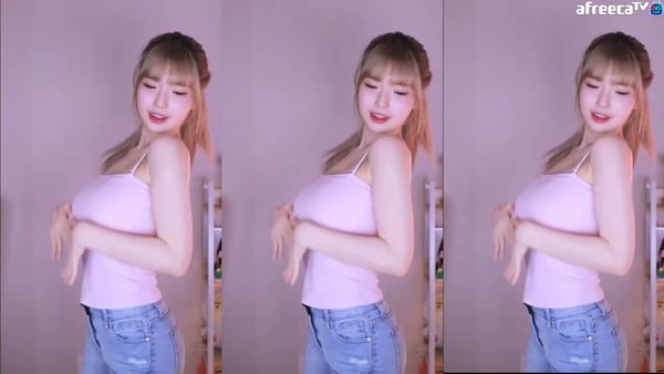 诗妍 (30)