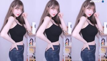 诗妍 (35)