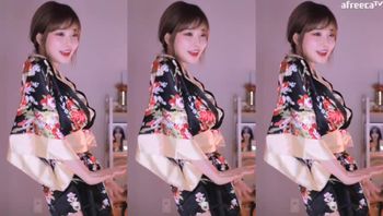 诗妍 (42)