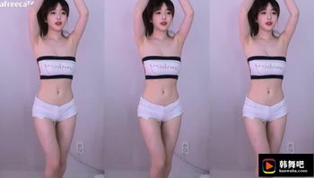 诗妍 (56)