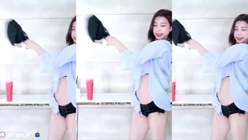 阿丽莎 (25)