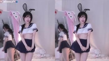 柳迪 (30)