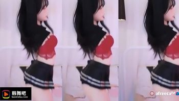 蒂丽 (5)