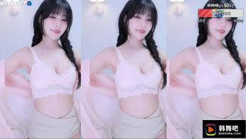 韩璐 (74)
