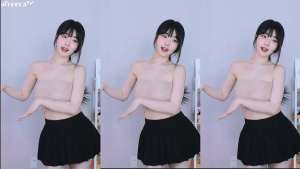 230208诗妍 (7)