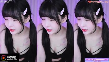 230211丘珍 (2)