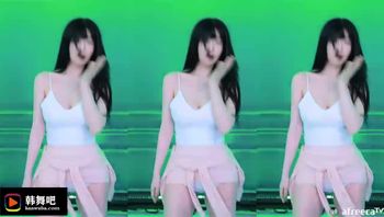 230329诗妍 (3)