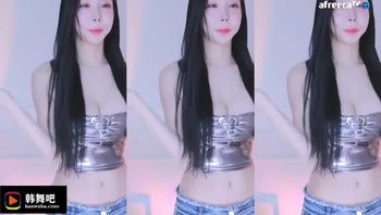 230330世理 (4)