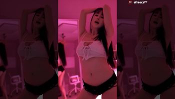 230817哈莉