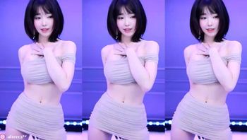 231105诗妍 (6)