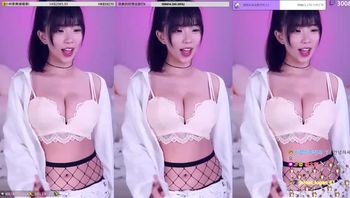 240708梓澪與村長 (17)