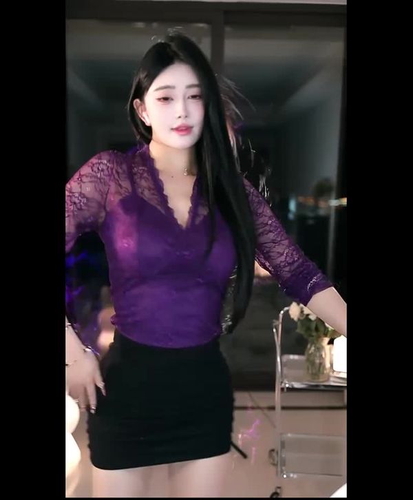 241030兔贴贴 (7)
