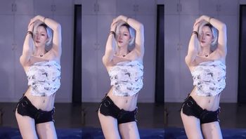 241114虎牙珂甜鸭 (2)