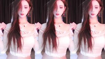 241122虎牙苏樱 (2)