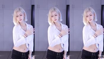241126虎牙珂甜鸭 (2)