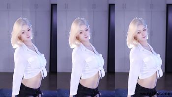 241126虎牙珂甜鸭 (5)