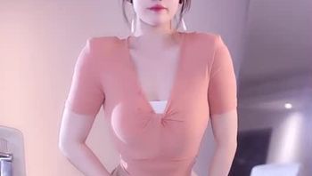 241205抖音张芝妍