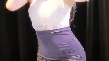 250102YY丁丁