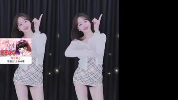250320诗雅 (1)