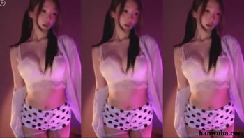 250409尤娜 (4)