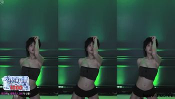 250409诗妍 (4)