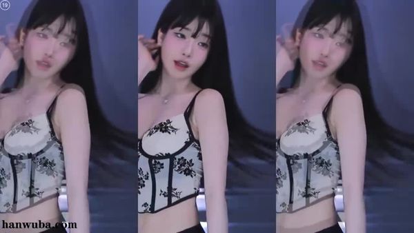 250513诗妍 (6)