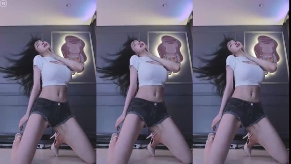 250612诗妍 (7)