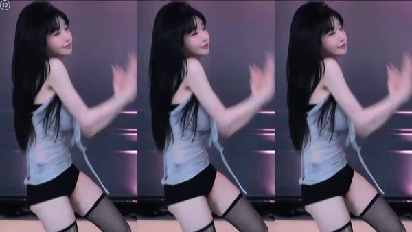 250701诗妍 (9)