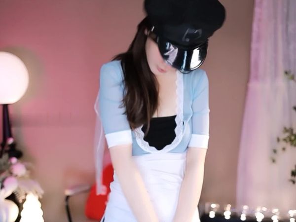 250708六房维维 (7)