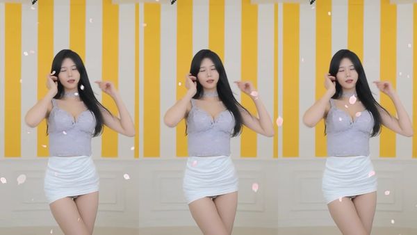 250806郑怡