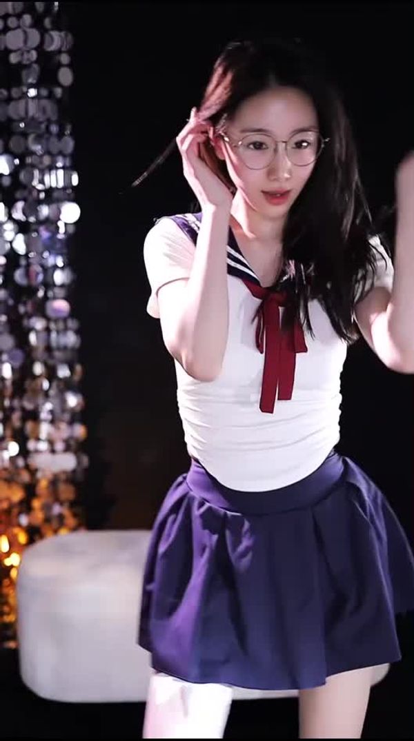 250804YY小艺 (3)