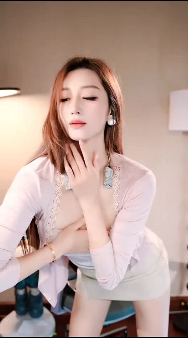 250827YY筱静 (1)