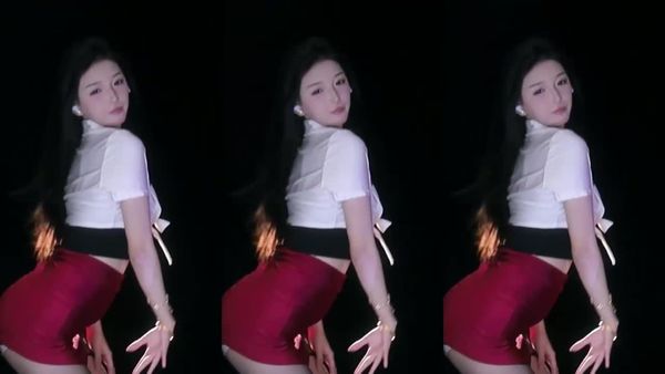 250905虎牙凌菲 (3)
