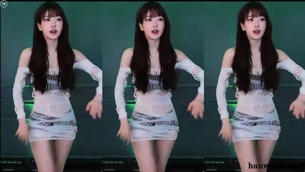 251112诗妍 (4)