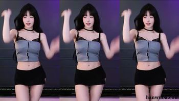251207诗妍 (7)