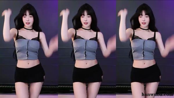 251207诗妍 (7)