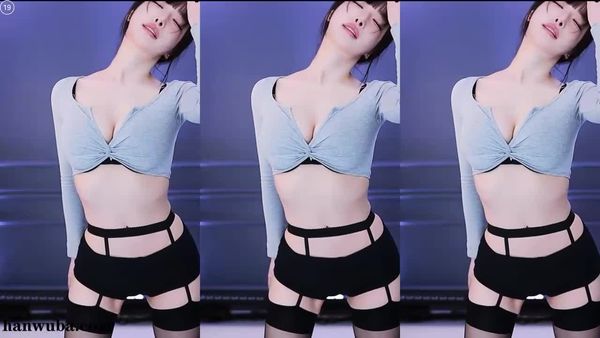 260225诗妍 (8)