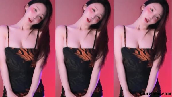 260302尤娜 (4)